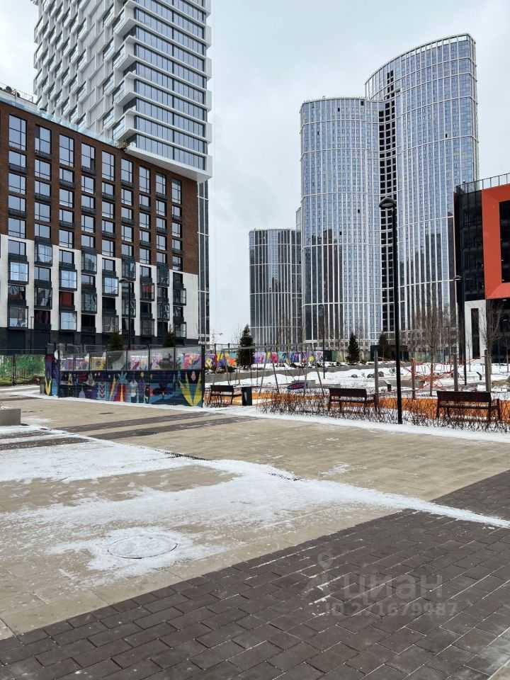 2-комнатная квартира, 65 м² — фотография 3