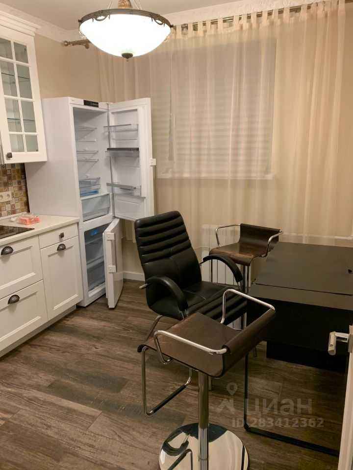 2-комнатная квартира, 55 м² — фотография 3