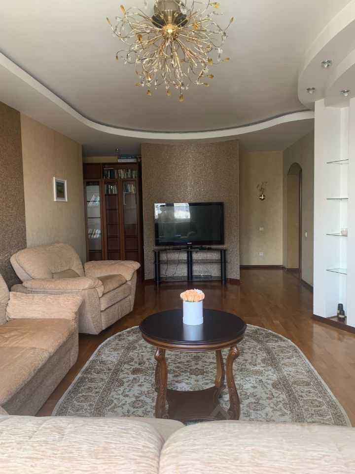 3-комнатная квартира, 95 м² — фотография 3
