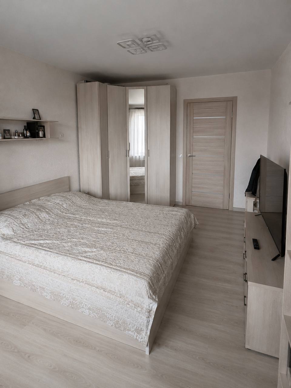 1-комнатная квартира, 42,9 м² — фотография 2