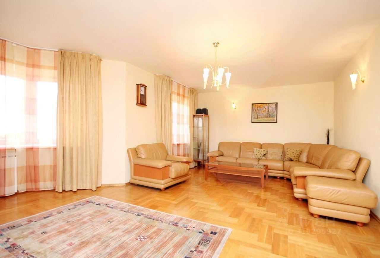 4-комнатная квартира, 160 м² — фотография 2