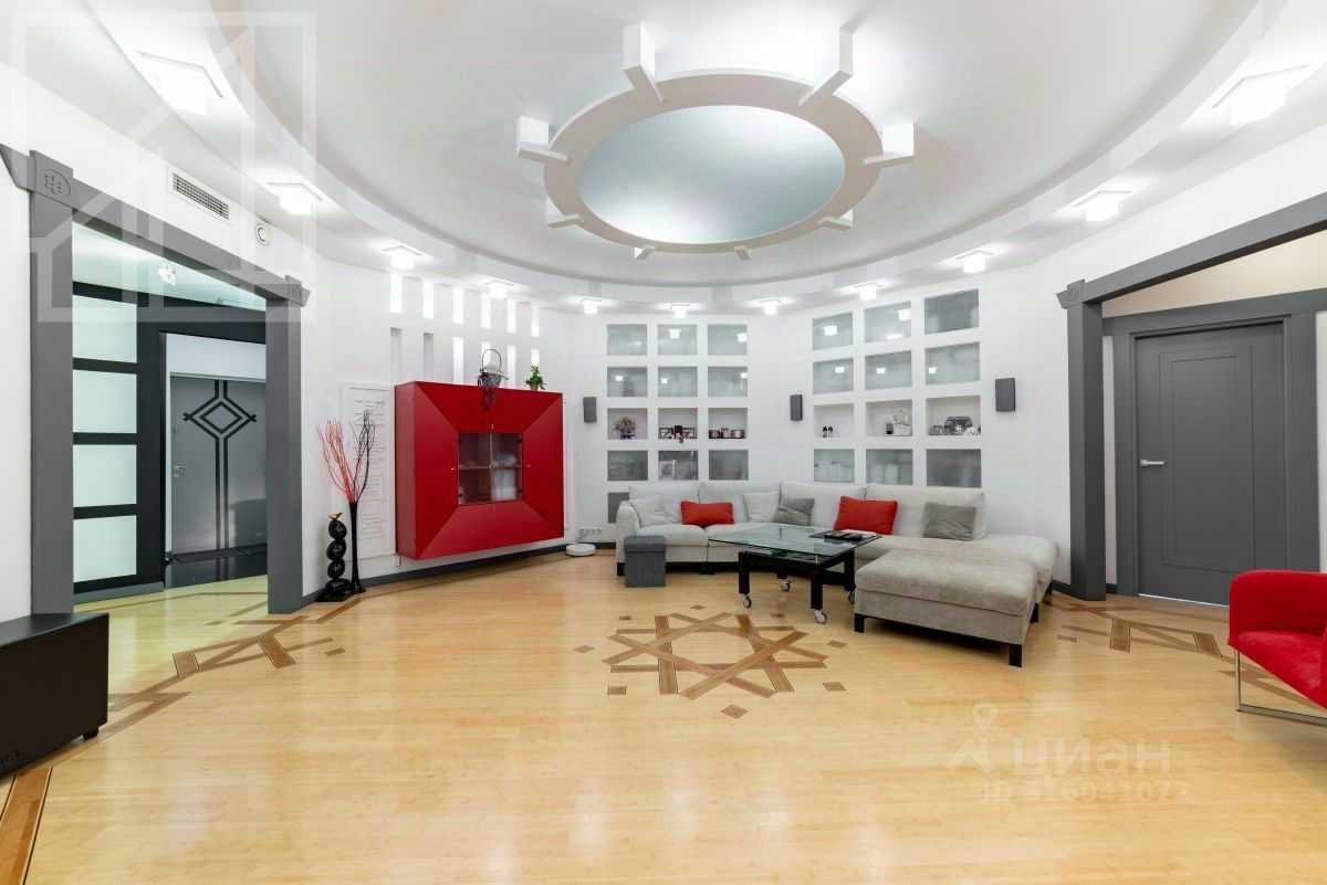 3-комнатная квартира, 140 м²