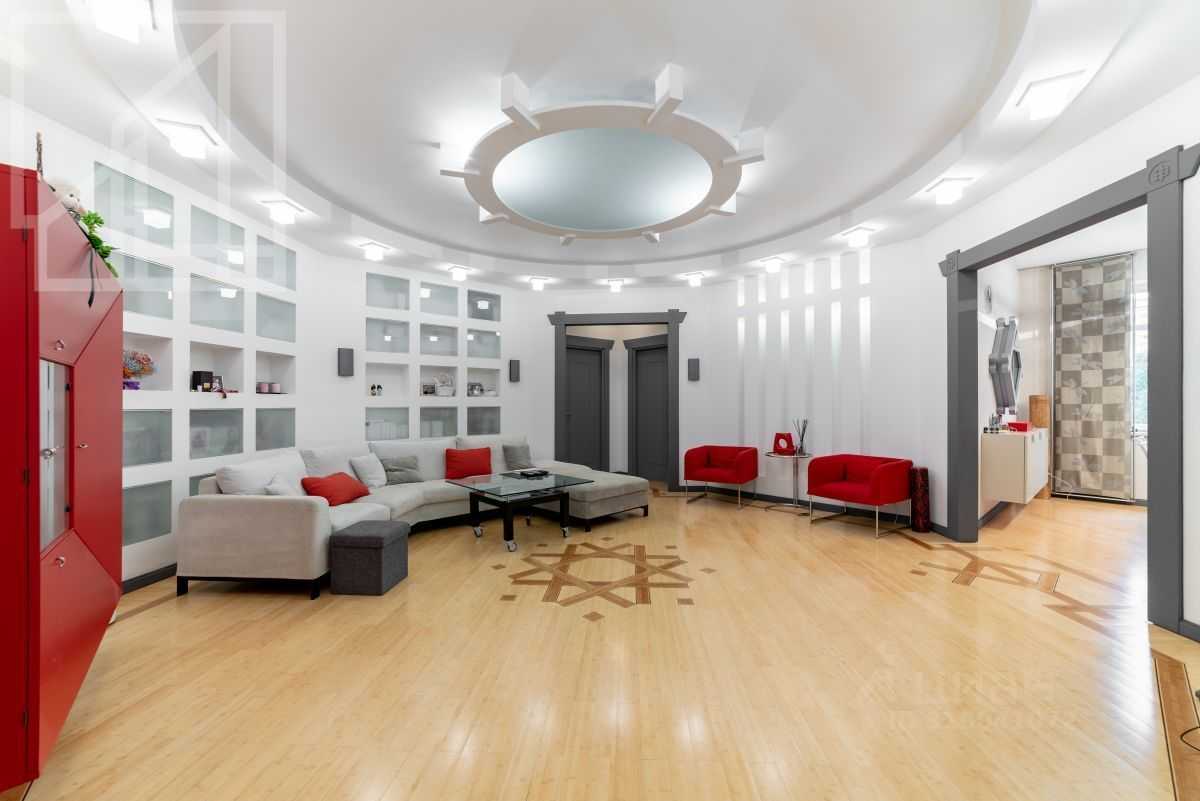 3-комнатная квартира, 140 м² — фотография 2