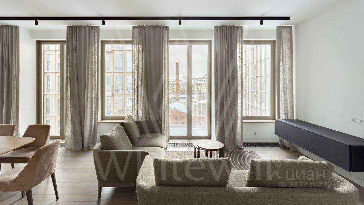 4-комнатная квартира, 136 м² — фотография 3
