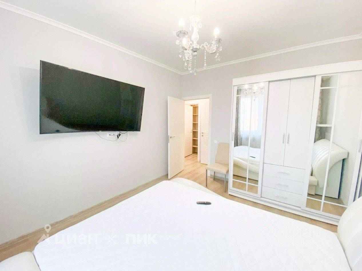 1-комнатная квартира, 40,2 м² — фотография 2