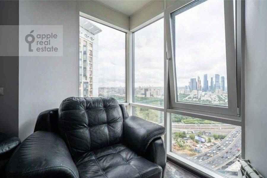 2-комнатная квартира, 80 м² — фотография 3