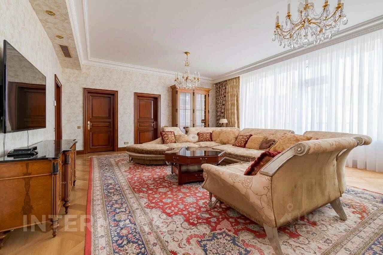 2-комнатная квартира, 125 м² — фотография 2