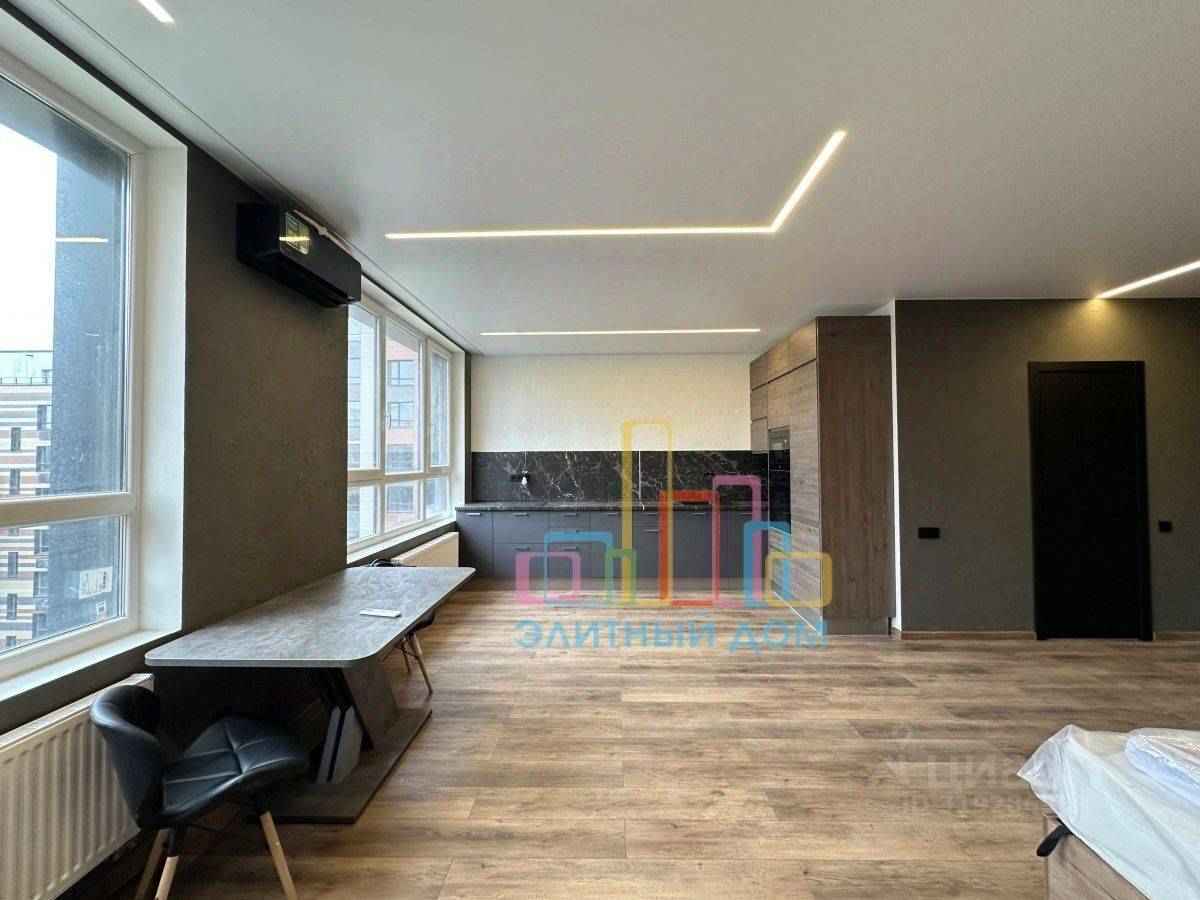 1-комнатная квартира, 42 м² — фотография 2