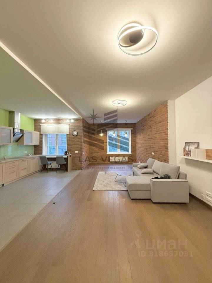 2-комнатная квартира, 89 м²