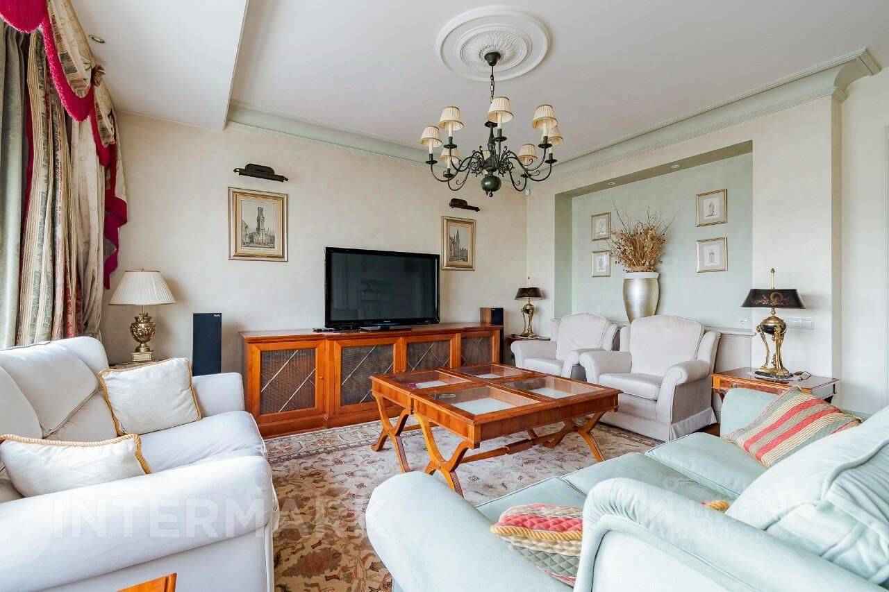 4-комнатная квартира, 150 м² — фотография 2