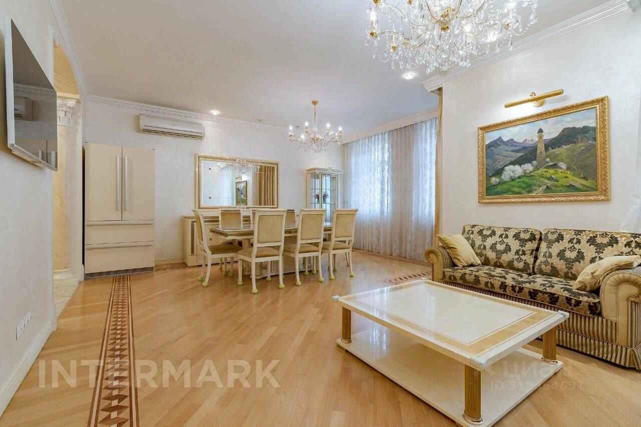 5-комнатная квартира, 177 м² — фотография 2