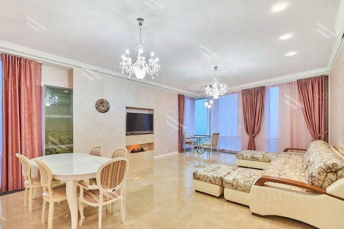 5-комнатная квартира, 230 м² — фотография 2