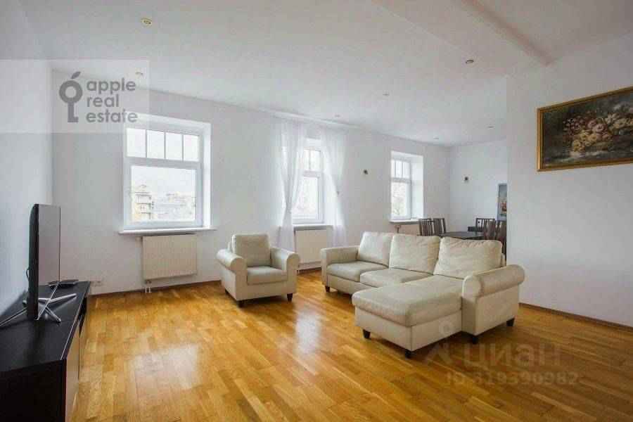 4-комнатная квартира, 153 м²