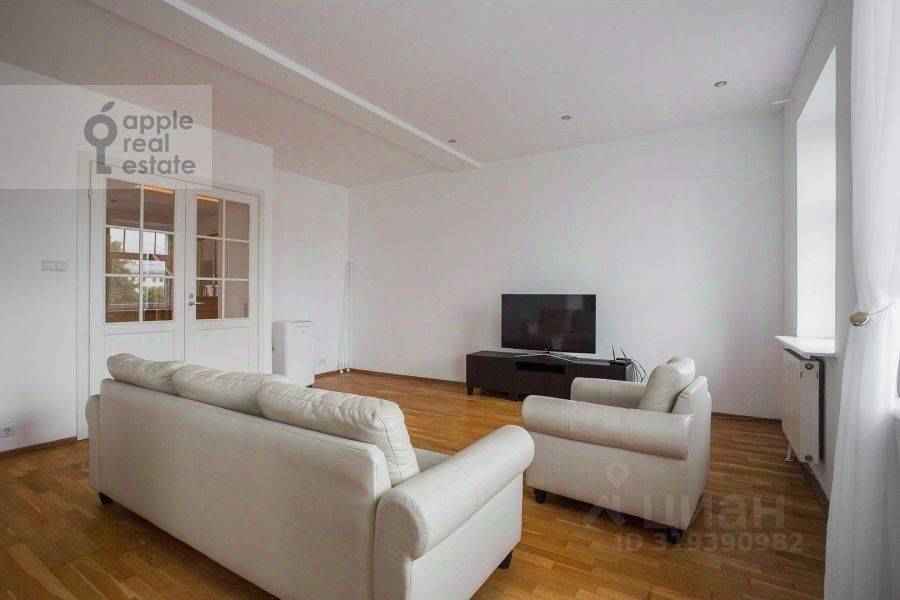 4-комнатная квартира, 153 м² — фотография 3
