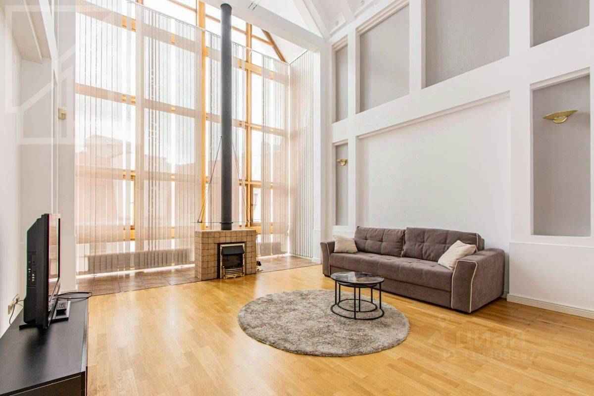 5-комнатная квартира, 223 м²