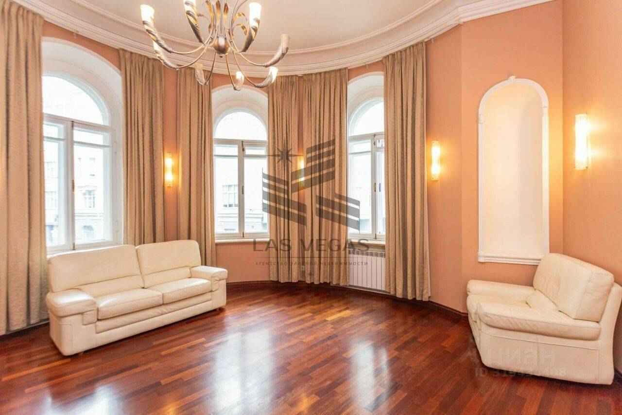 5-комнатная квартира, 156 м²