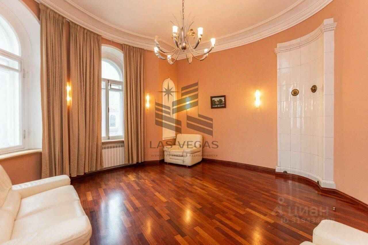 5-комнатная квартира, 156 м² — фотография 2