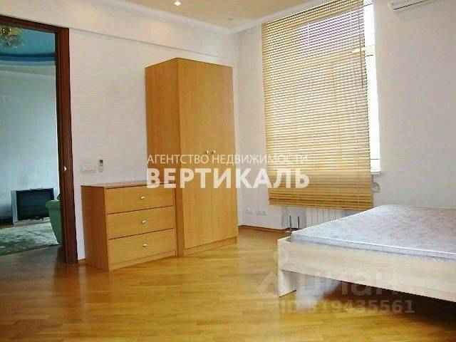 4-комнатная квартира, 110 м² — фотография 2