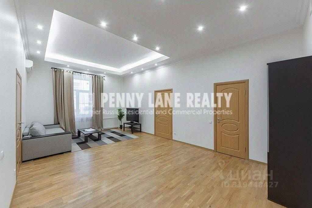 4-комнатная квартира, 136 м² — фотография 3