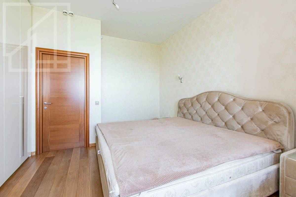 5-комнатная квартира, 150 м² — фотография 2
