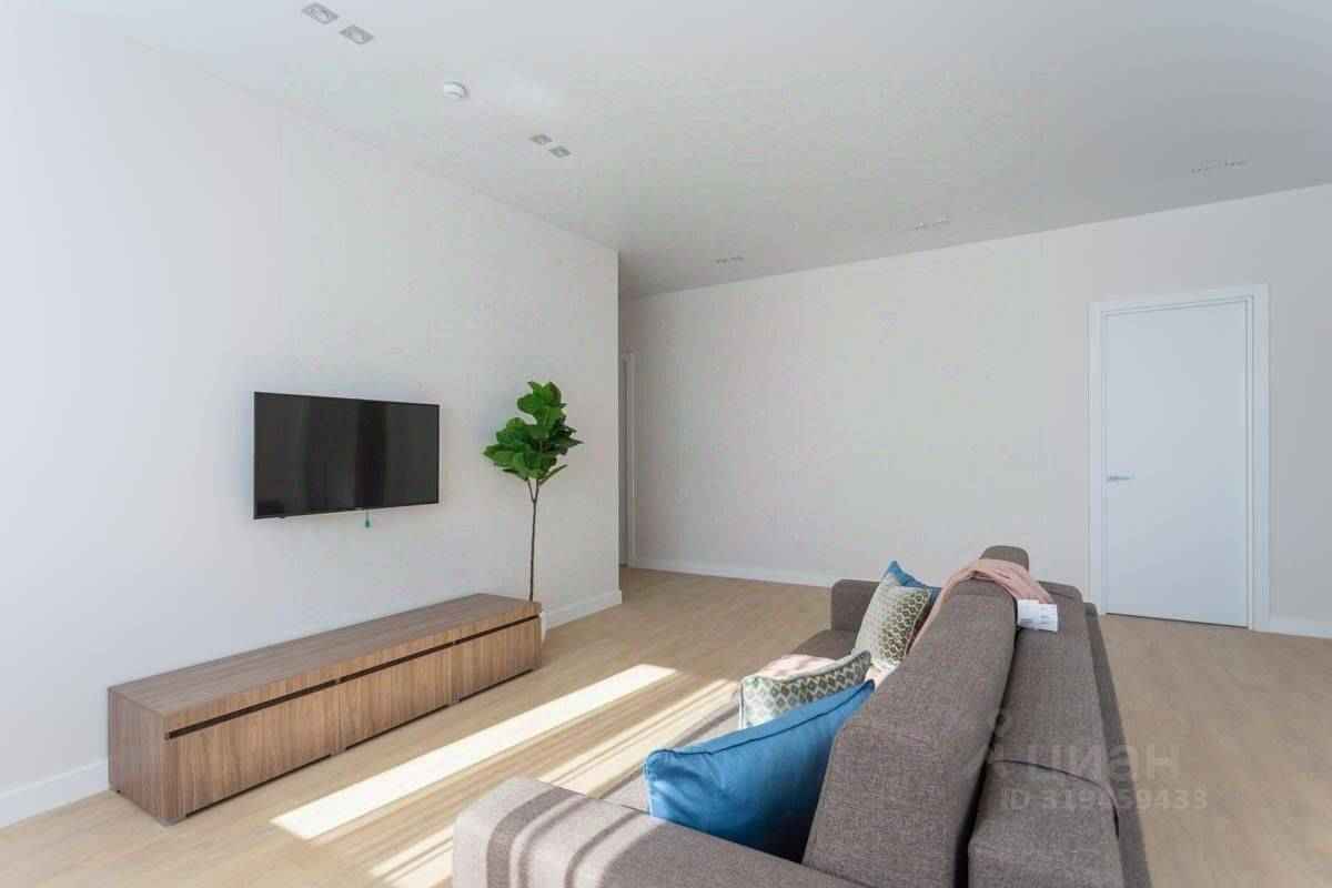 4-комнатная квартира, 117 м² — фотография 3