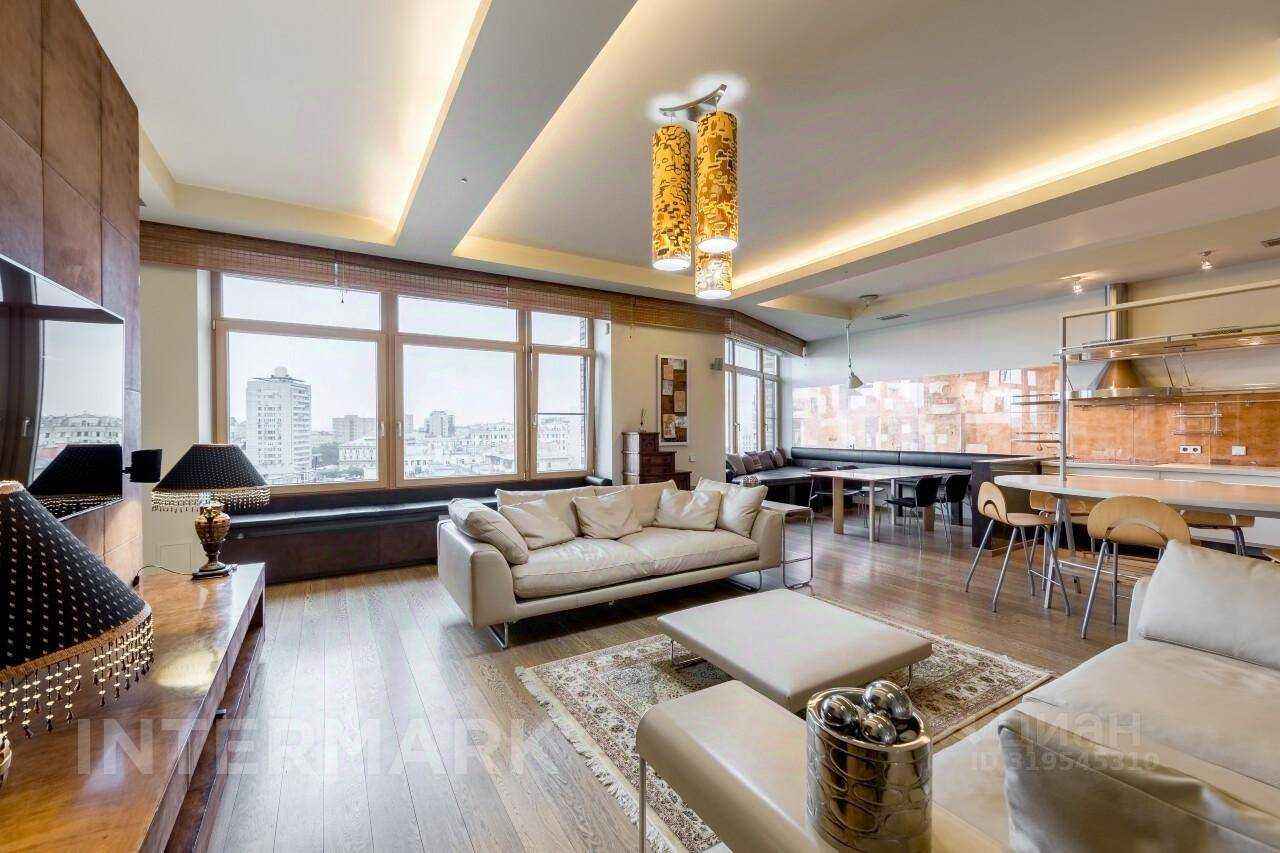 4-комнатная квартира, 178 м²