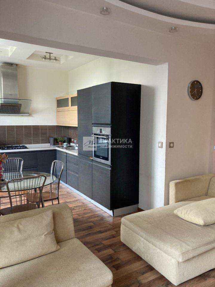 3-комнатная квартира, 77 м² — фотография 3