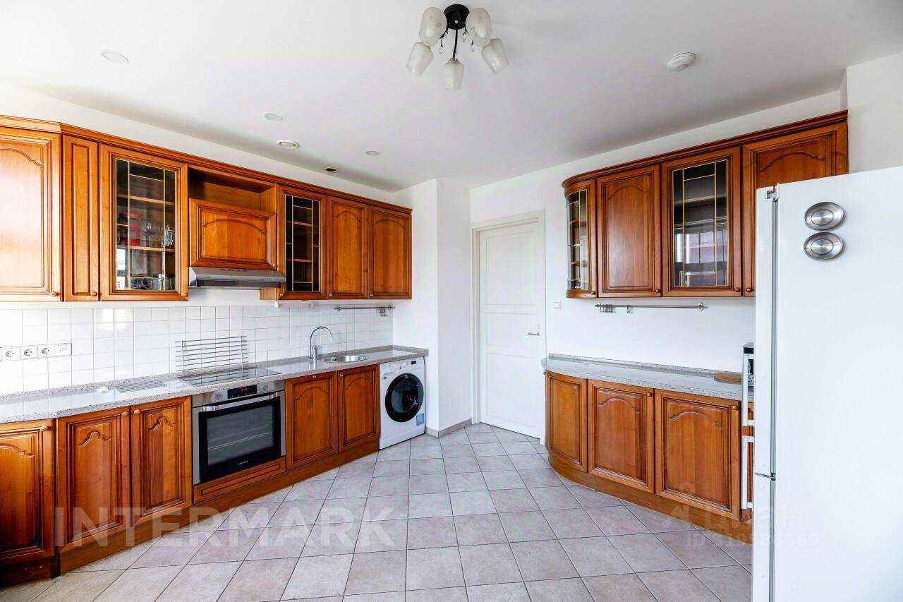 4-комнатная квартира, 155 м² — фотография 2