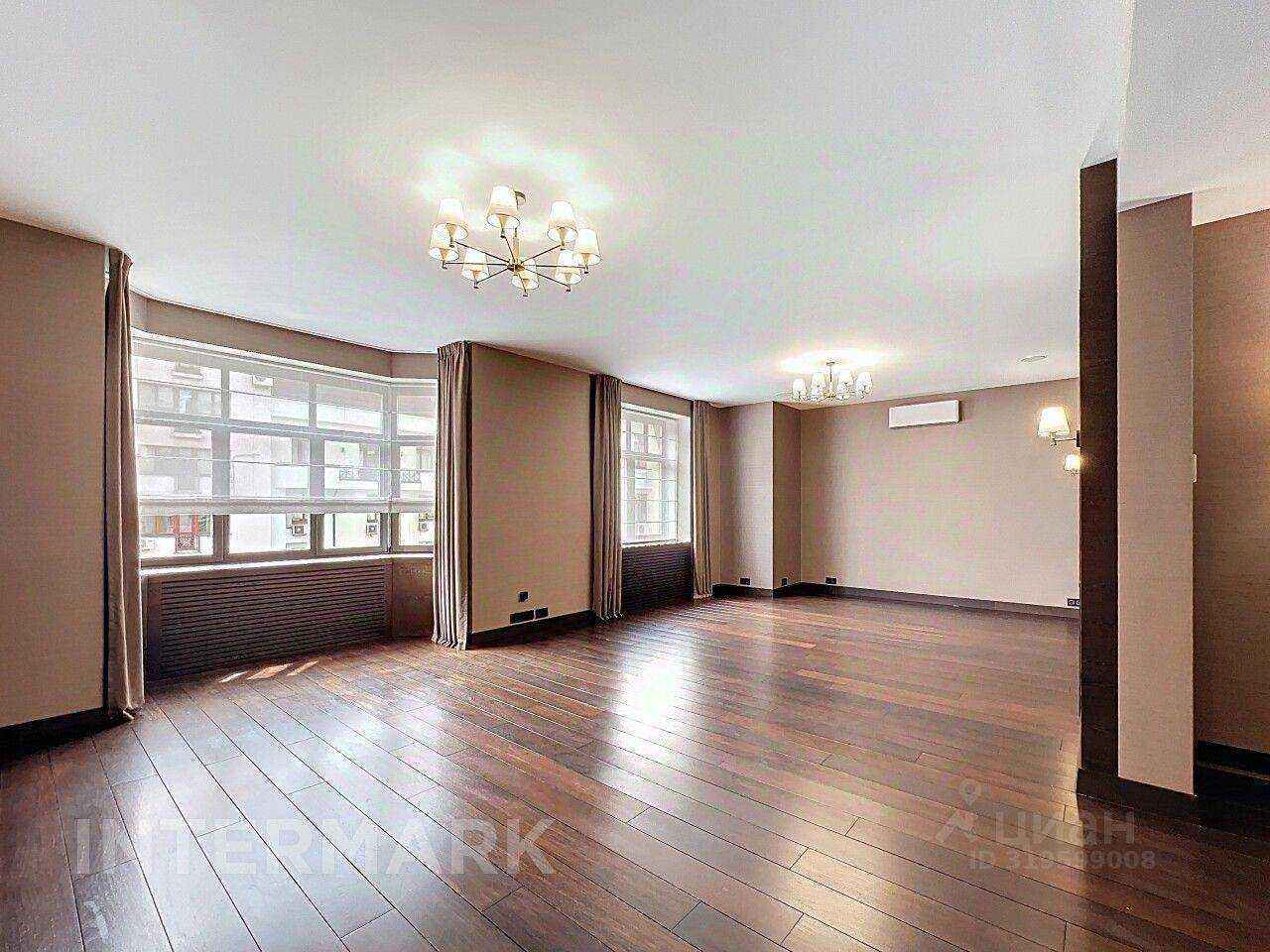 4-комнатная квартира, 260 м² — фотография 2