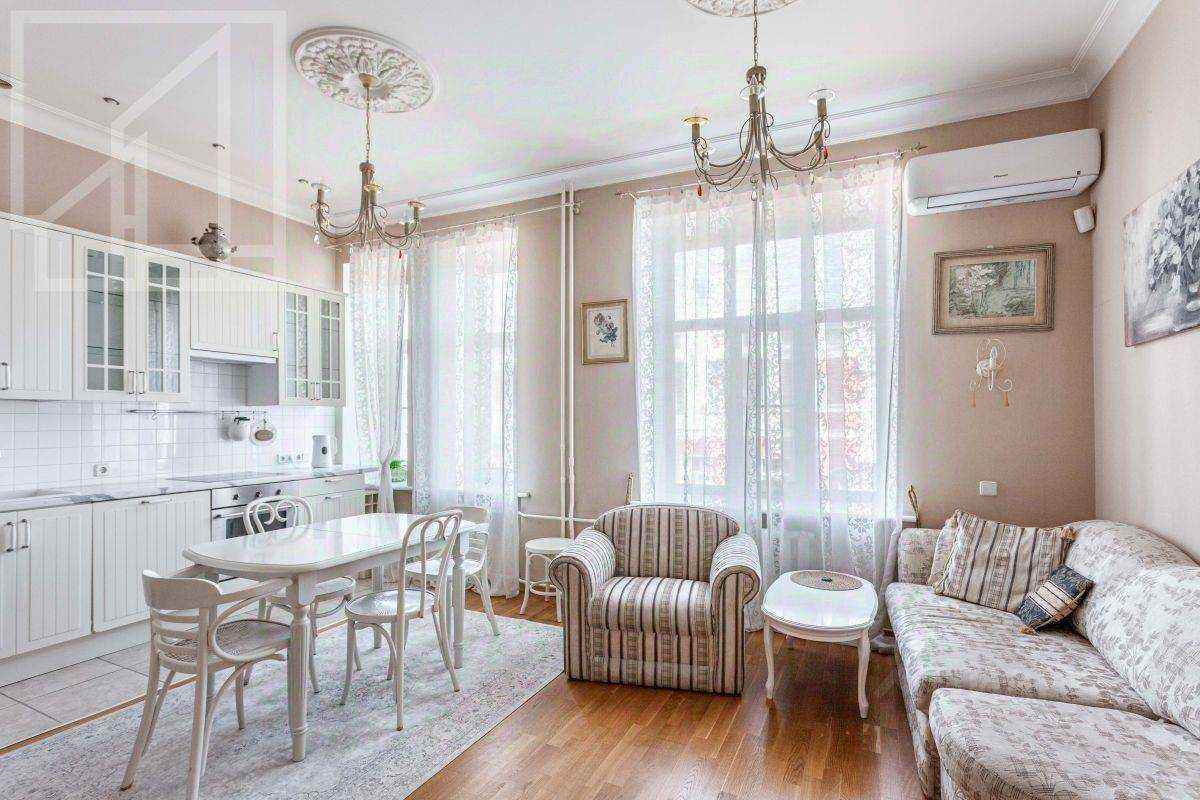 4-комнатная квартира, 90 м² — фотография 3