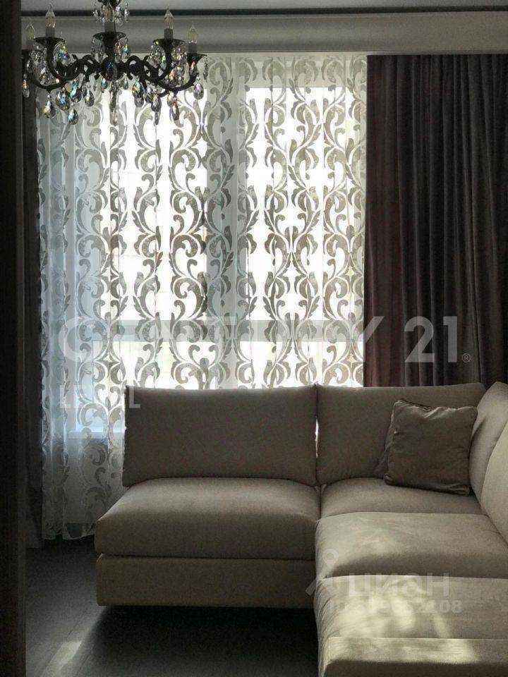 2-комнатная квартира, 70 м² — фотография 3