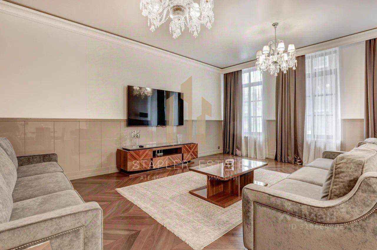 3-комнатная квартира, 180 м² — фотография 2