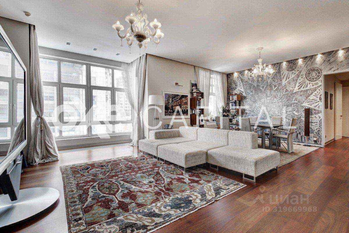 4-комнатная квартира, 172 м²