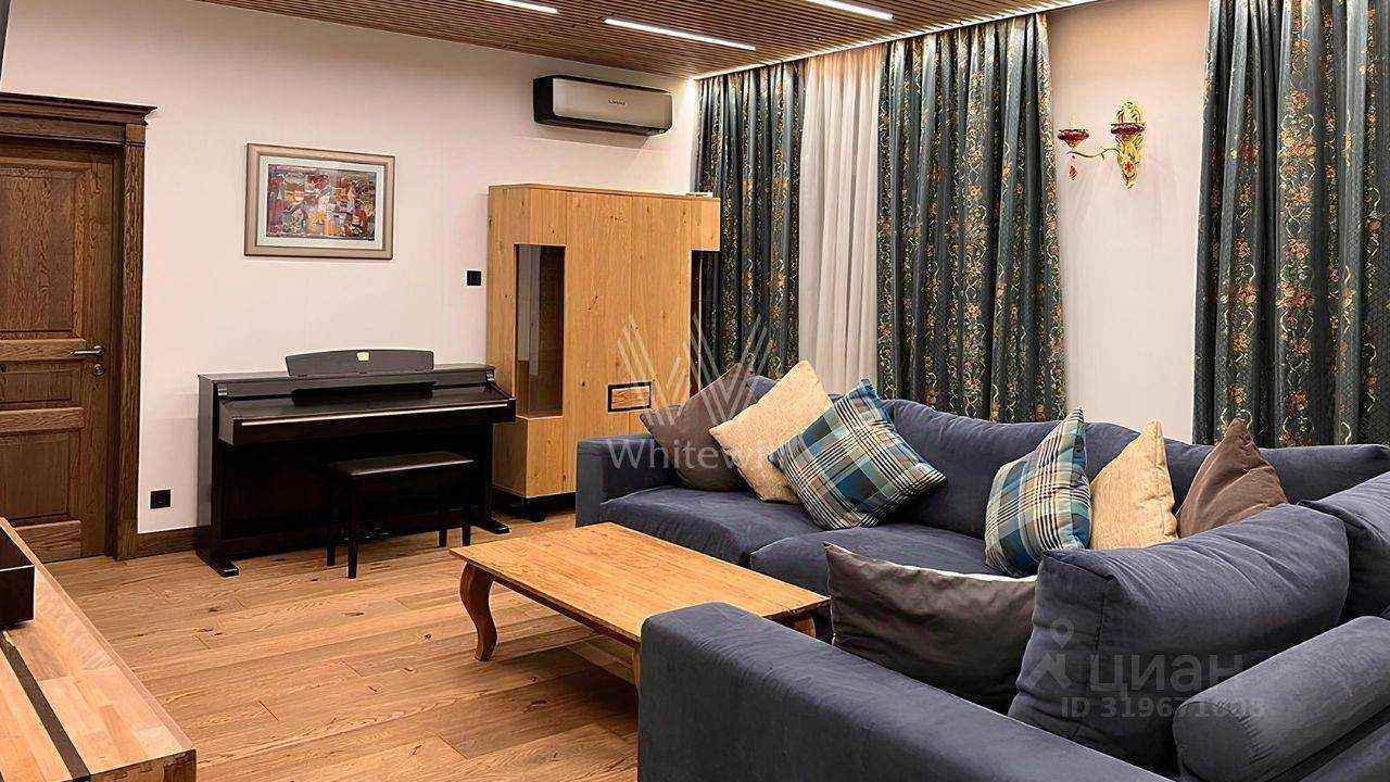 3-комнатная квартира, 150 м²