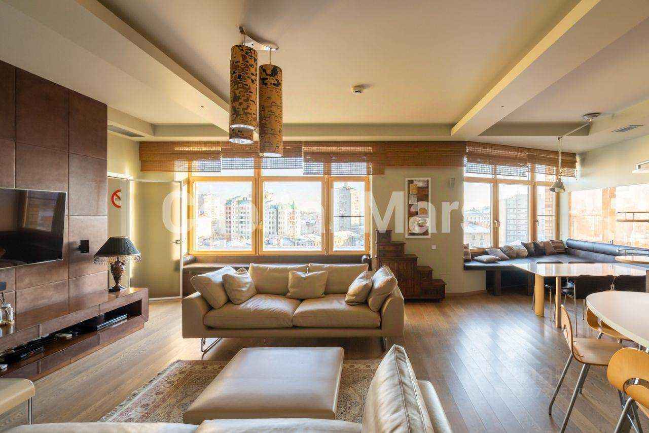 4-комнатная квартира, 172 м²