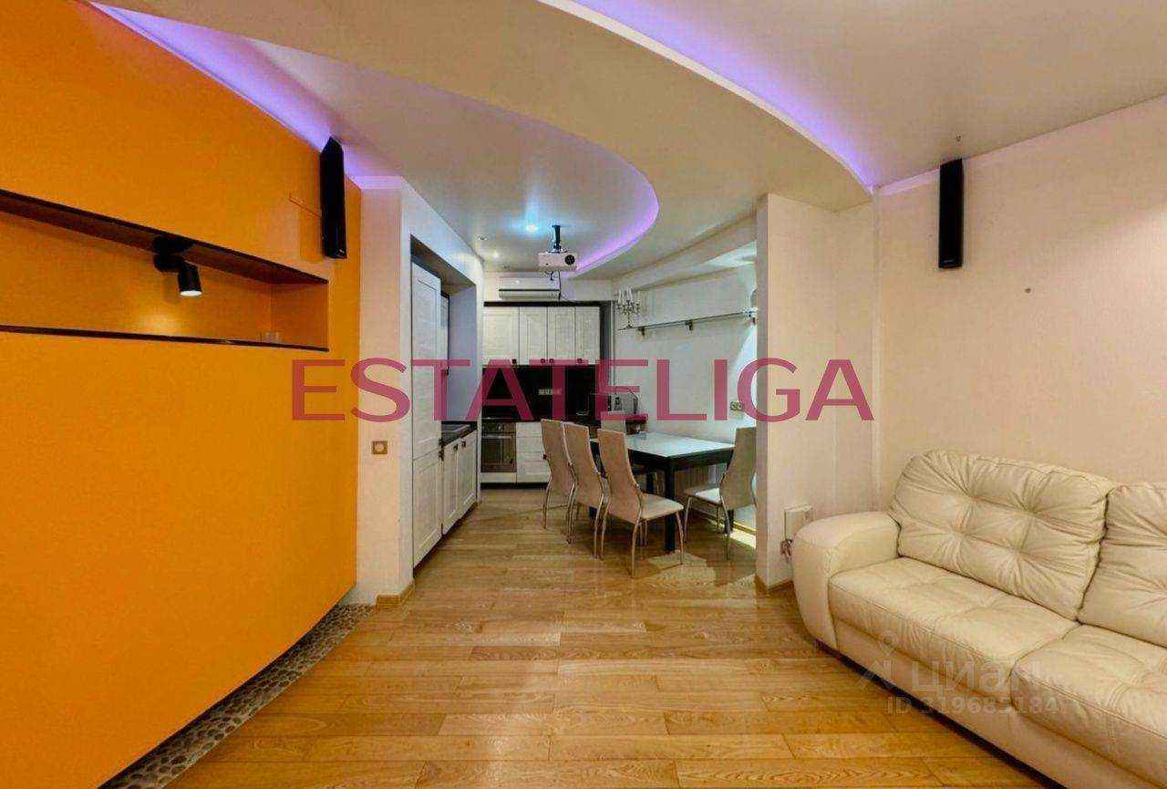 4-комнатная квартира, 90 м² — фотография 2