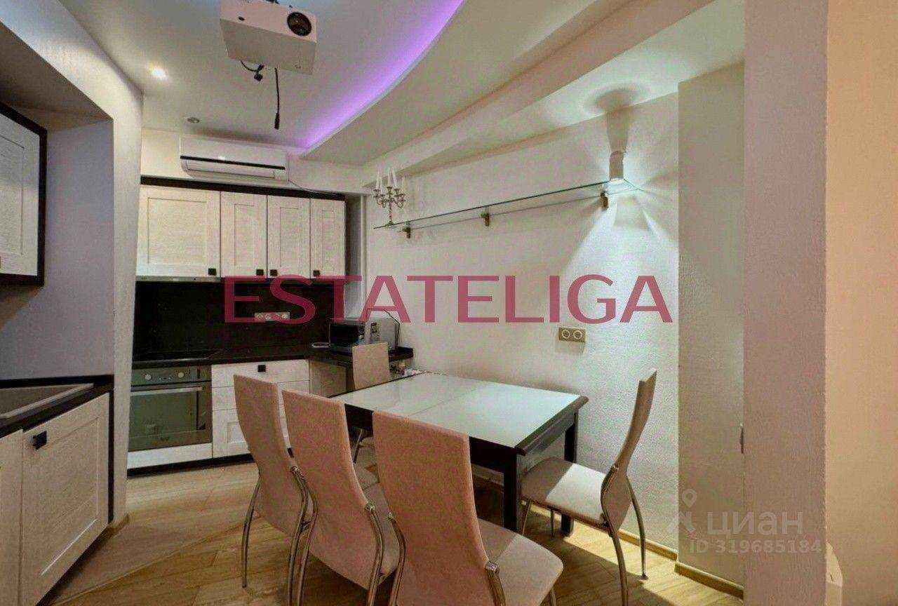 4-комнатная квартира, 90 м² — фотография 3