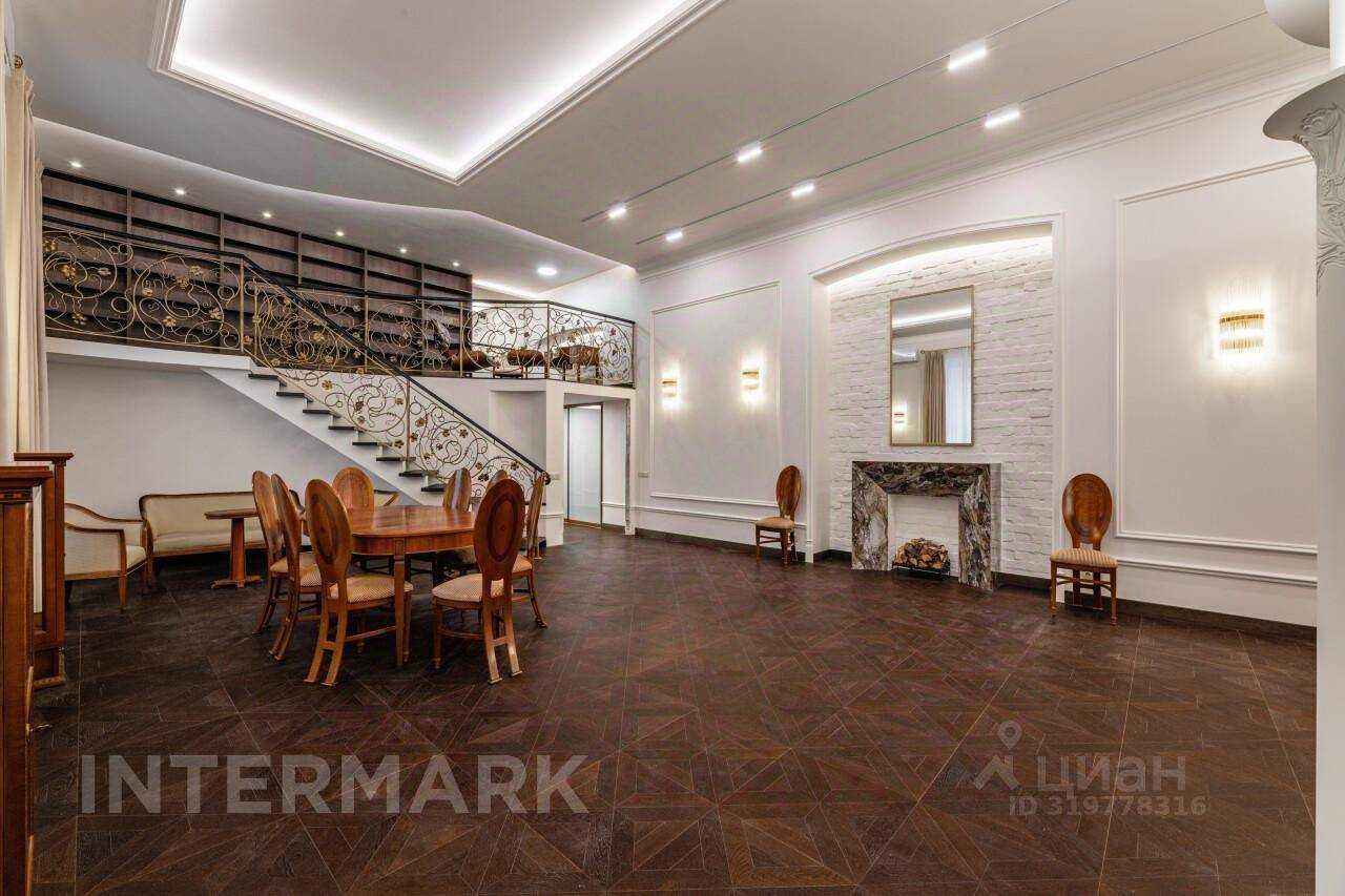4-комнатная квартира, 190 м² — фотография 2