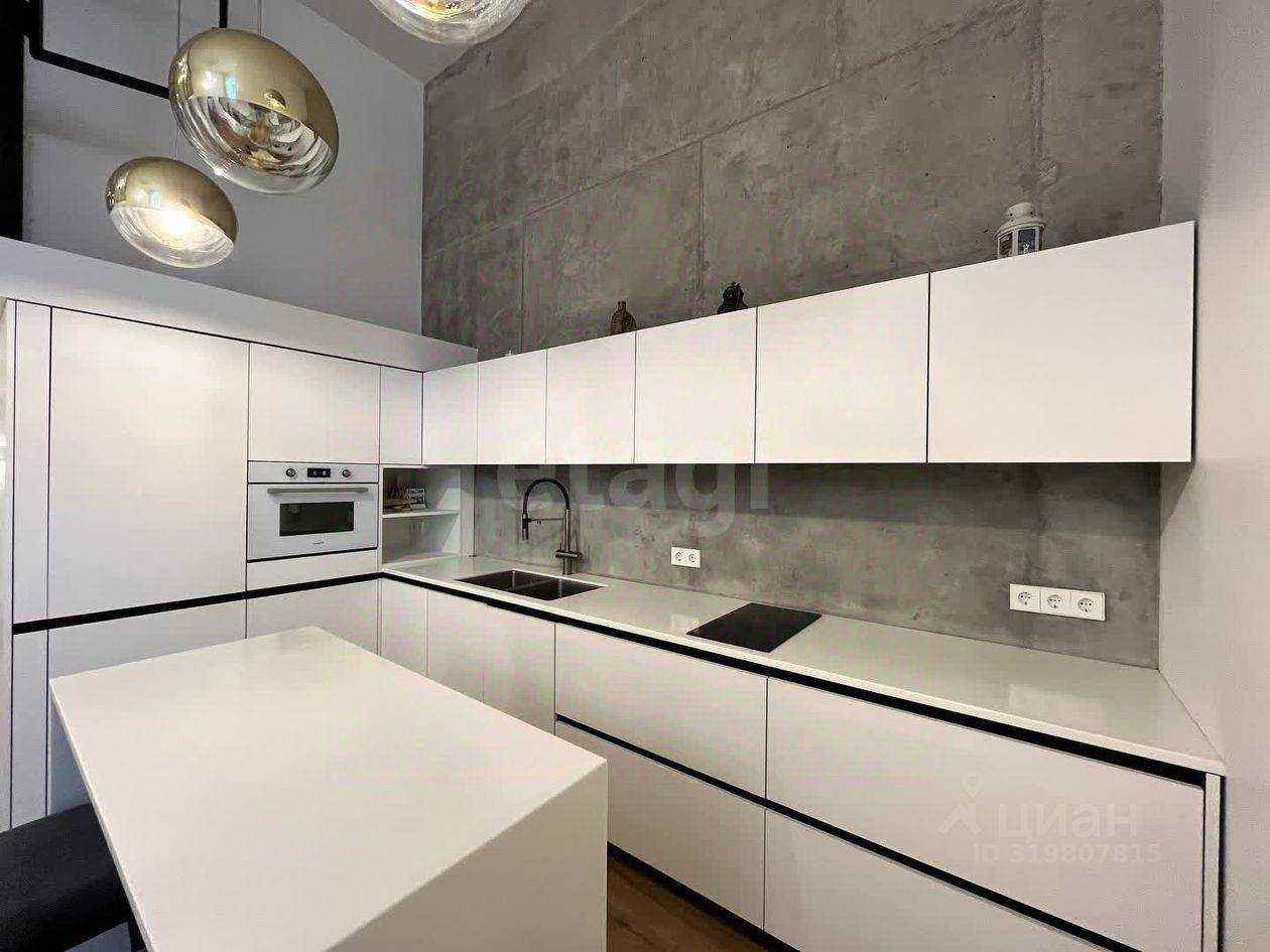 4-комнатная квартира, 133 м² — фотография 3