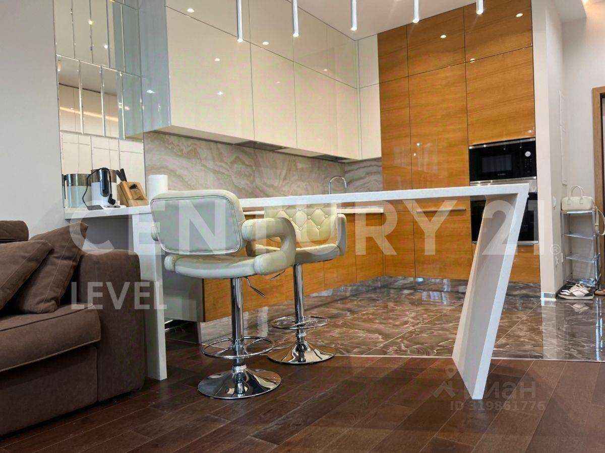 1-комнатная квартира, 47 м² — фотография 2