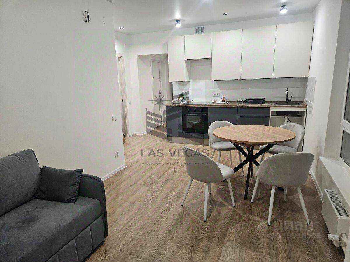4-комнатная квартира, 77 м²