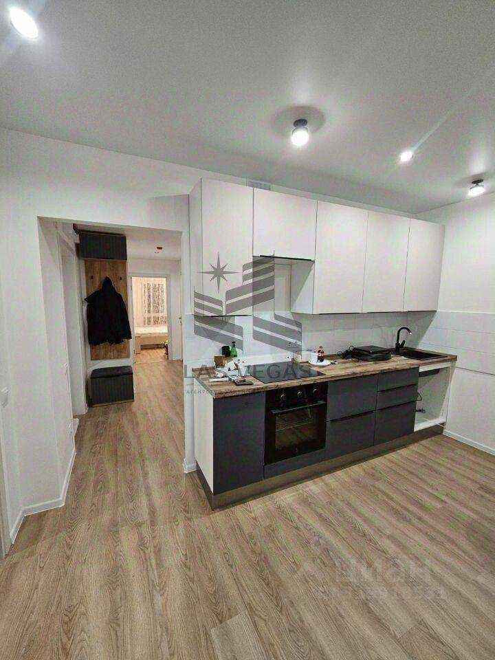4-комнатная квартира, 77 м² — фотография 2
