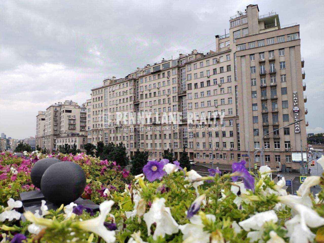 2-комнатная квартира, 127 м² — фотография 3