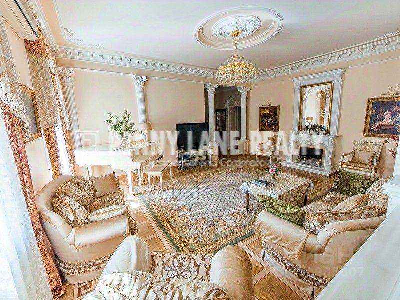 4-комнатная квартира, 138 м²