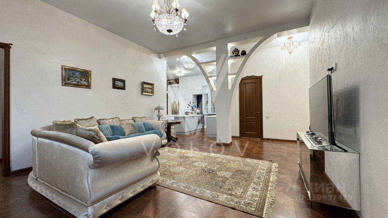 4-комнатная квартира, 150 м² — фотография 3
