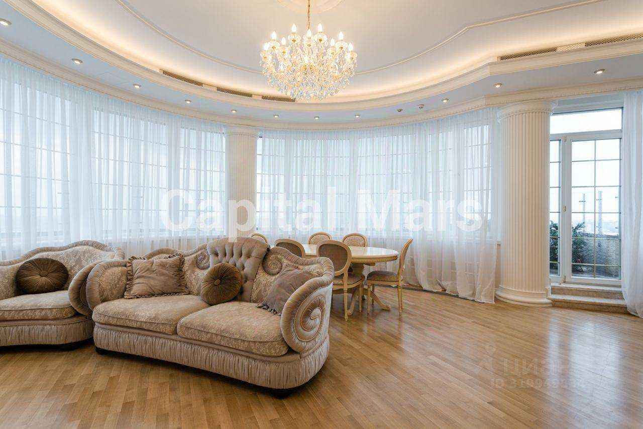 4-комнатная квартира, 180 м² — фотография 3