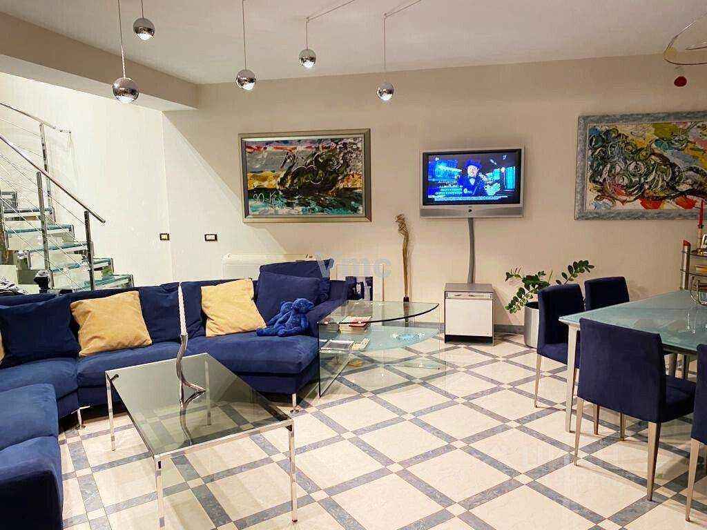 4-комнатная квартира, 230 м² — фотография 3