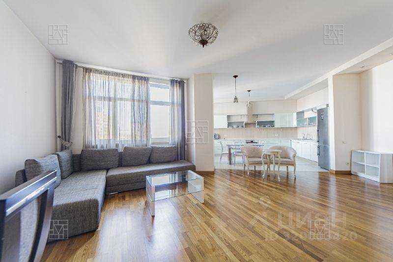 3-комнатная квартира, 153 м²