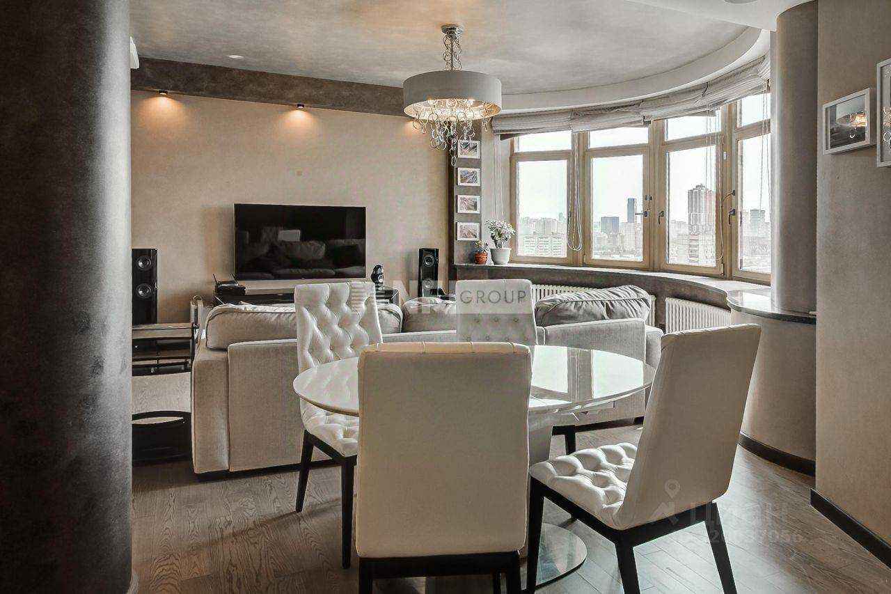 4-комнатная квартира, 140,9 м² — фотография 3