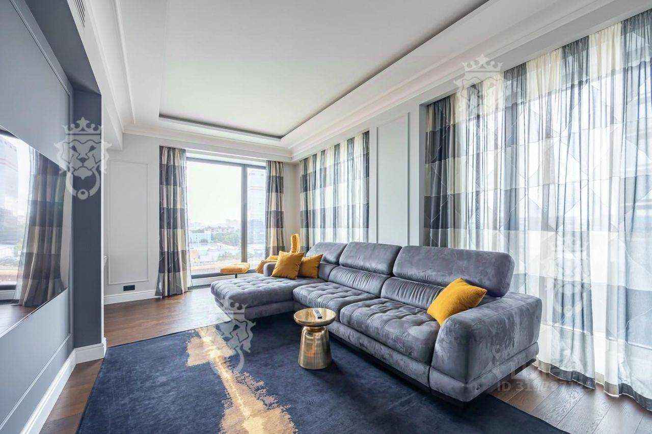 2-комнатная квартира, 70 м² — фотография 2